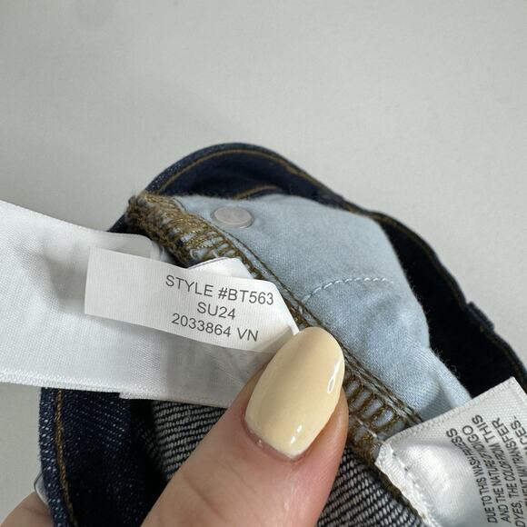 J.Crew Jeans Womens 28 Blue Demi-Boot Crop in Dark Worn Wash Raw Hem Western - Picture 13 of 13